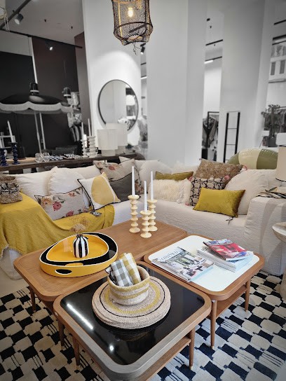 L'exPO, Magasin de Vêtements au Lavandou