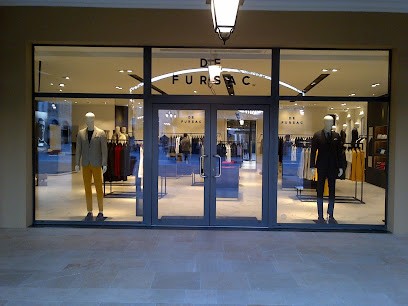 Boutique Outlet Fursac - McArthurGlen Provence, Magasin de Vêtements à Miramas