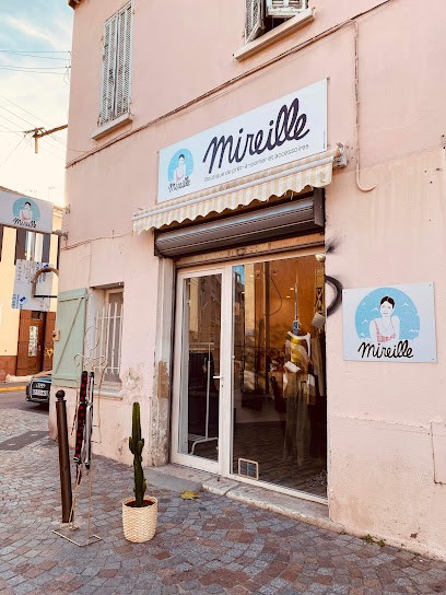 Mireille, Magasin de Vêtements à La Ciotat
