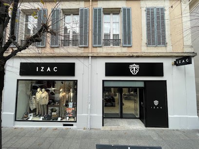 IZAC GAP, Magasin de Vêtements à Gap