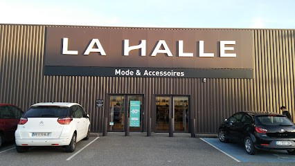 La Halle Loriol Sur Drome Parc Des Crozes, Magasin de Vêtements à Loriol-sur-Drôme